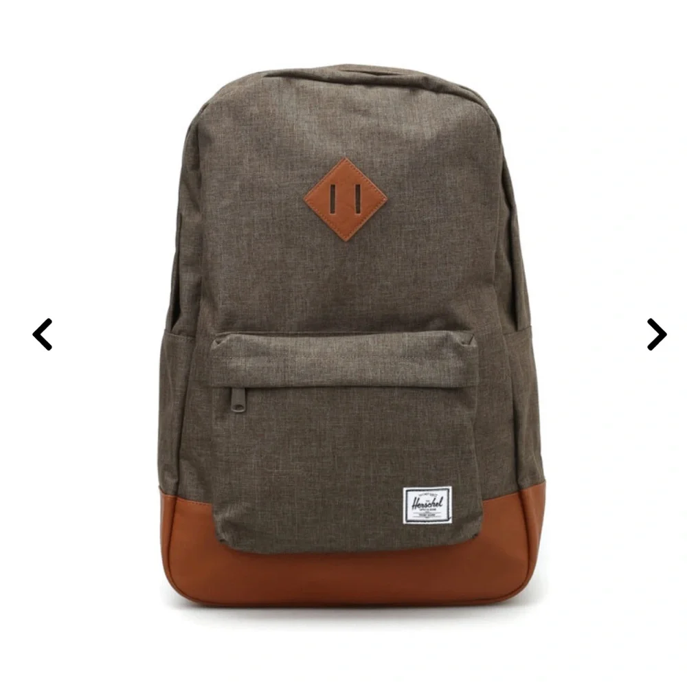 herschel backpack canteen Classic perfect for staying hydrated on the go Little America Backpack in Canteen